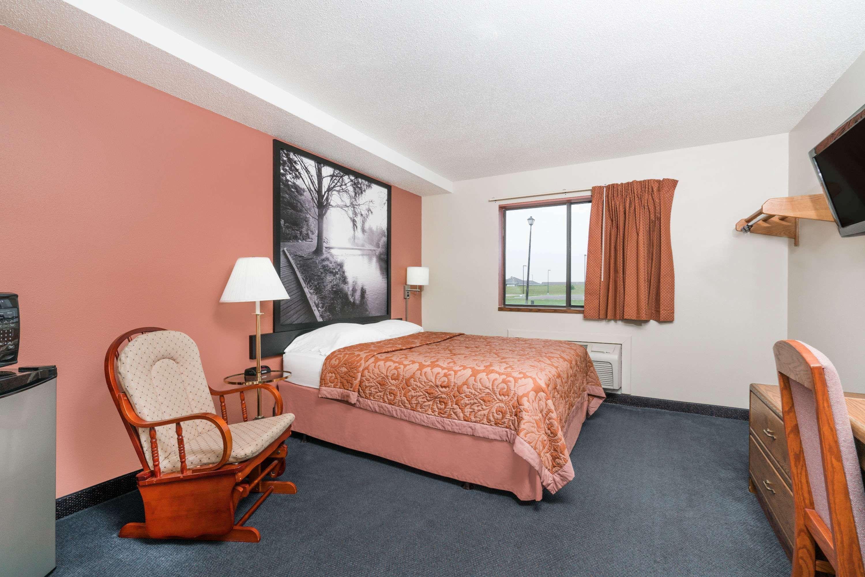 Super 8 By Wyndham Perham Hotel Eksteriør billede